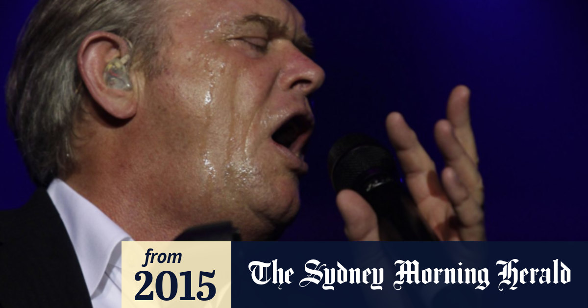 John Farnham and Olivia NewtonJohn review Bagpipes, hits and daggy dads